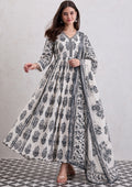 Aabroo Classic Print Anarkali Set